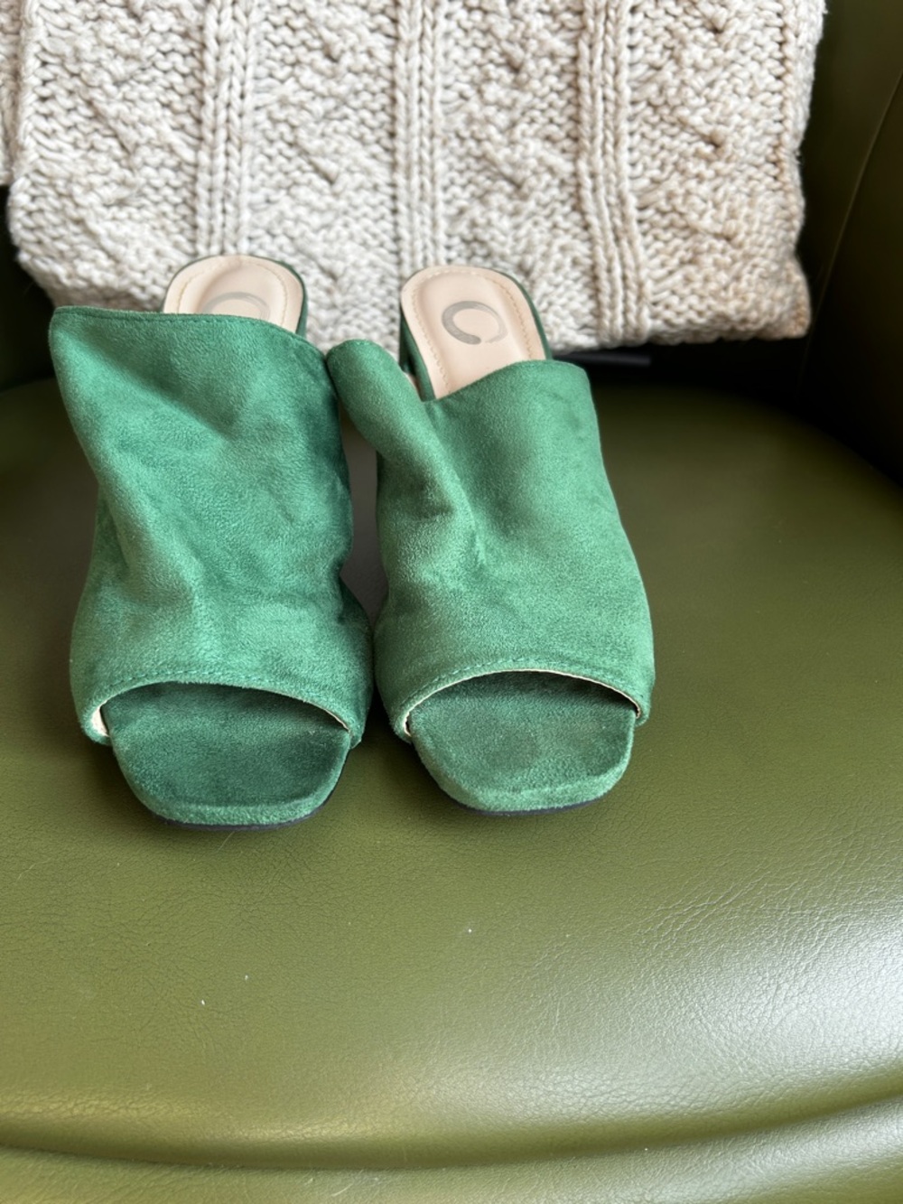 JOURNEE Adelaide Slide Mule Sandal